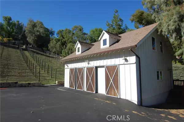 West Hills, CA 91307,7151 Atheling