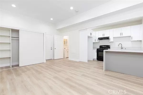 Van Nuys, CA 91401,14319 Tiara ST 2