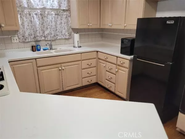 West Covina, CA 91791,915 S Glenview