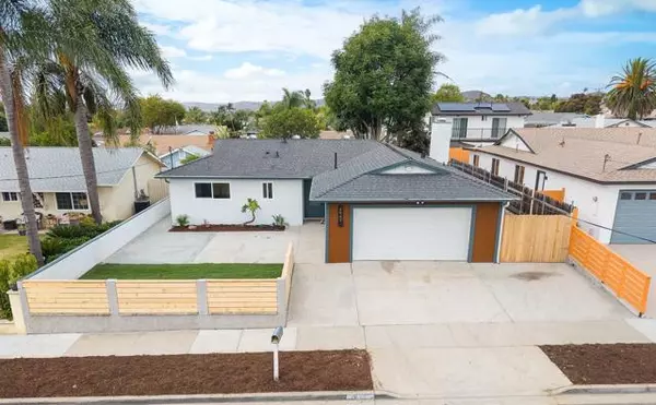 4947 Luna DR, Oceanside, CA 92057