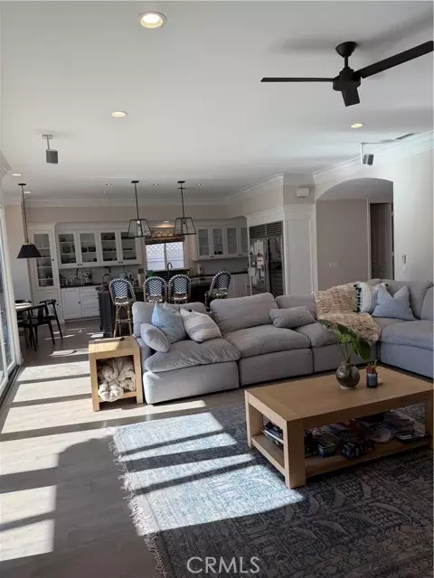 Manhattan Beach, CA 90266,1018 11th