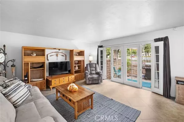 San Jacinto, CA 92583,661 W Villa Chaparral