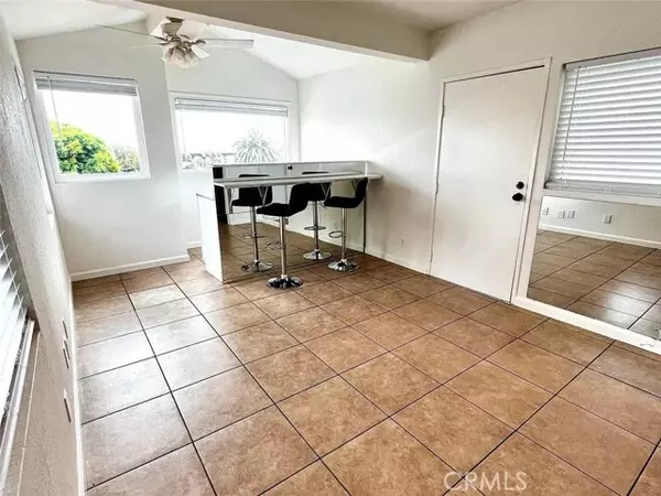 Laguna Beach, CA 92651,640 South Pacific Coast Highway 2B