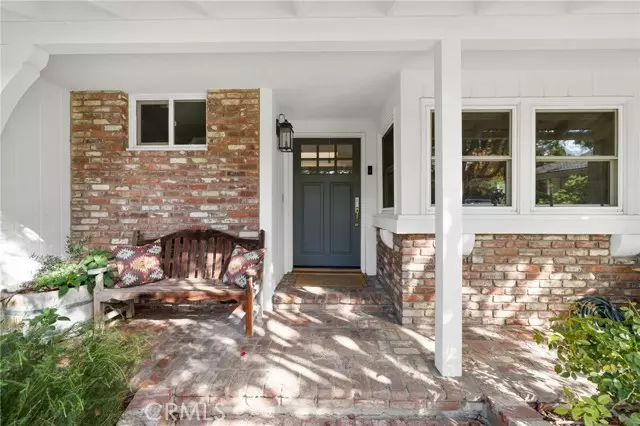 23843 Crosson DR, Woodland Hills, CA 91367