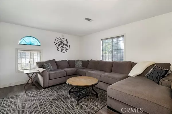 Compton, CA 90222,12623 S Slater