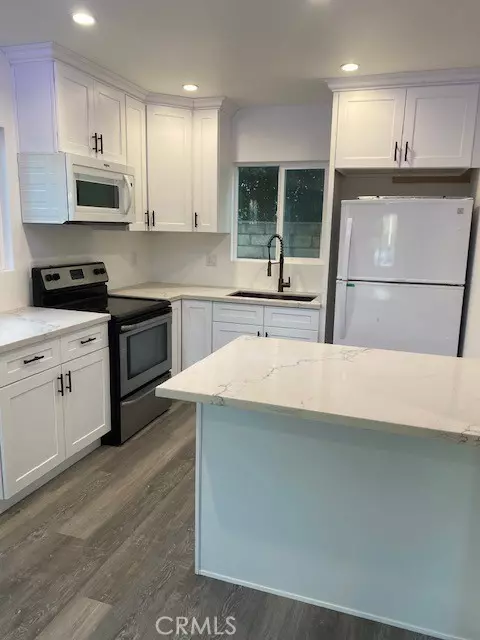 San Fernando, CA 91340,1012 4th ST