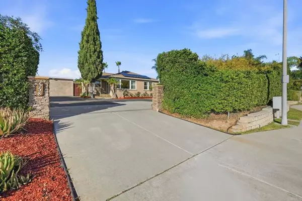 Escondido, CA 92026,558 E El Norte PKWY