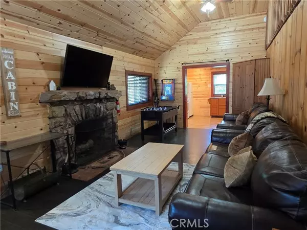 Big Bear Lake, CA 92315,344 Edgemoor