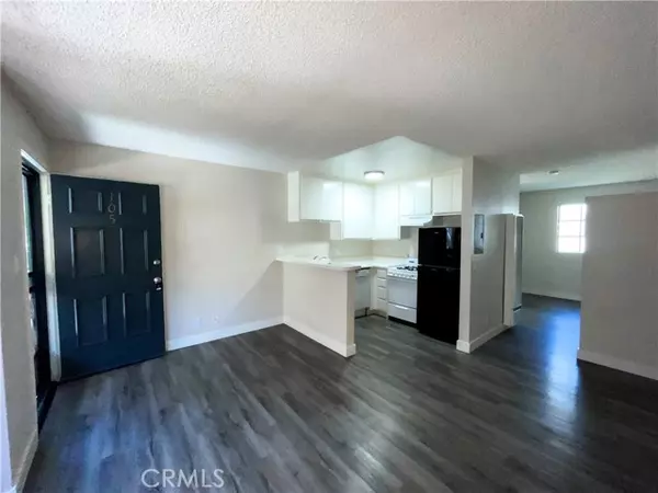 Long Beach, CA 90804,1130 Newport AVE 105