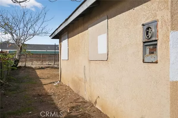 Bakersfield, CA 93305,420 Robinson