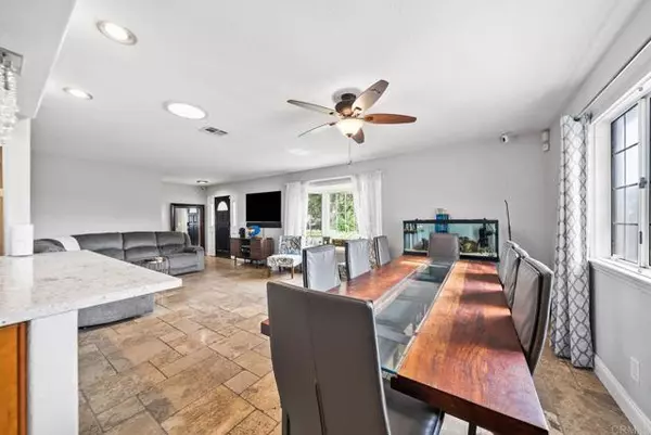 La Mesa, CA 91941,10820 Dutton DR