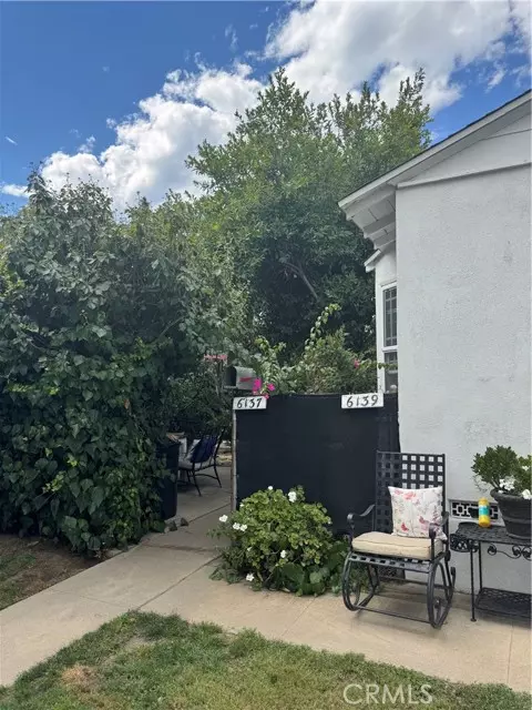 North Hollywood, CA 91606,6137 Clybourn AVE