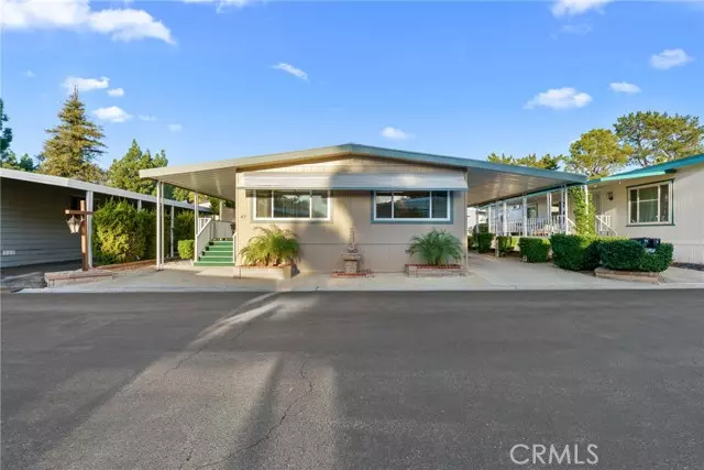 Lake Forest, CA 92630,24001 Muirlands 47