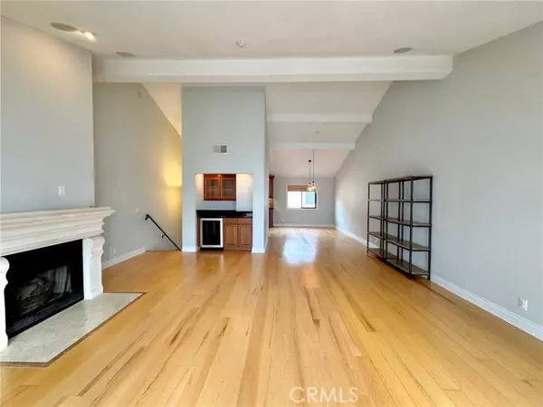 Redondo Beach, CA 90277,1301 S Catalina K