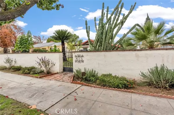 Madera, CA 93637,815 W Yosemite