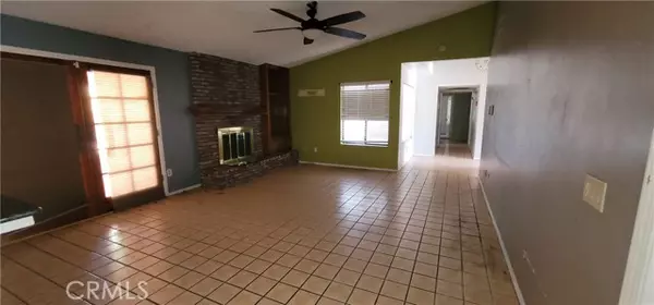 Bakersfield, CA 93308,5312 Deville CT