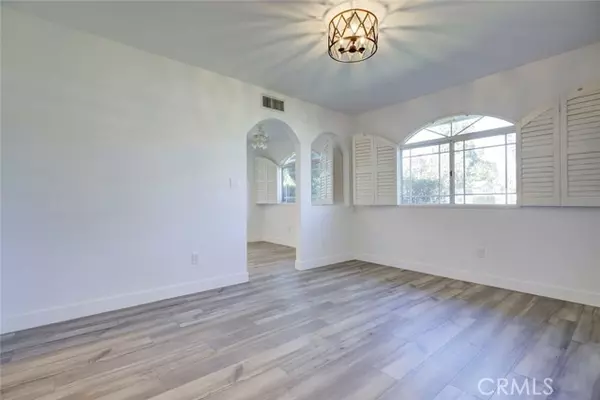 Chatsworth, CA 91311,20264 Lassen ST