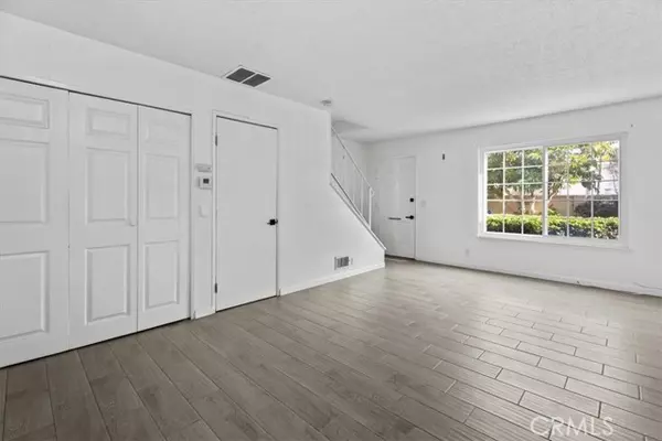 Huntington Beach, CA 92646,19868 Berkshire