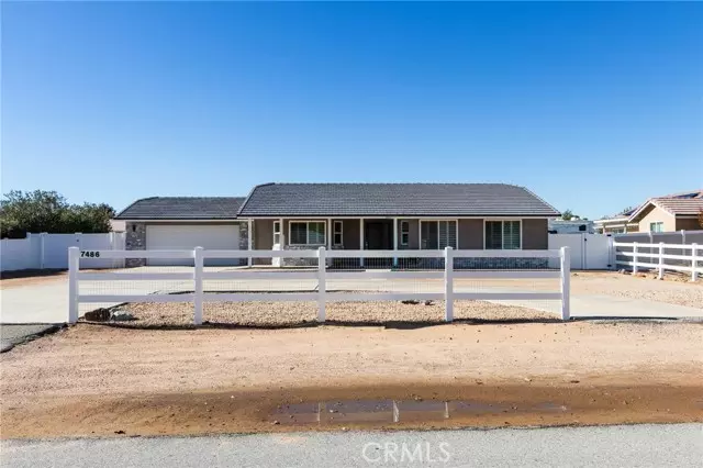 7486 Langdon, Hesperia, CA 92345