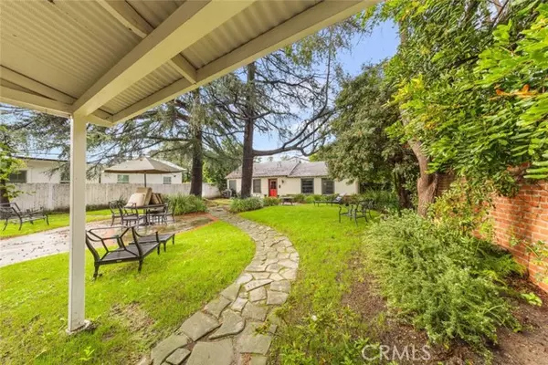 North Hollywood, CA 91601,4949 Strohm AVE