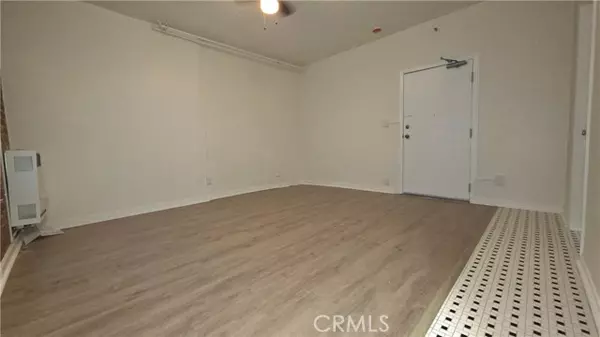 Los Angeles, CA 90026,3408 W Sunset 106