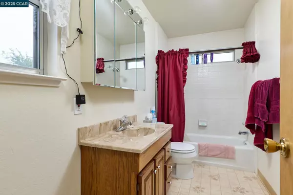 Concord, CA 94519,3449 Wren Ave