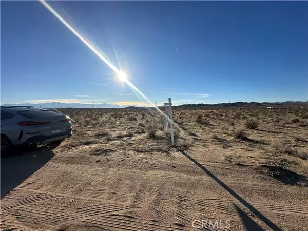 Adelanto, CA 92301,0 Blazing Star RD