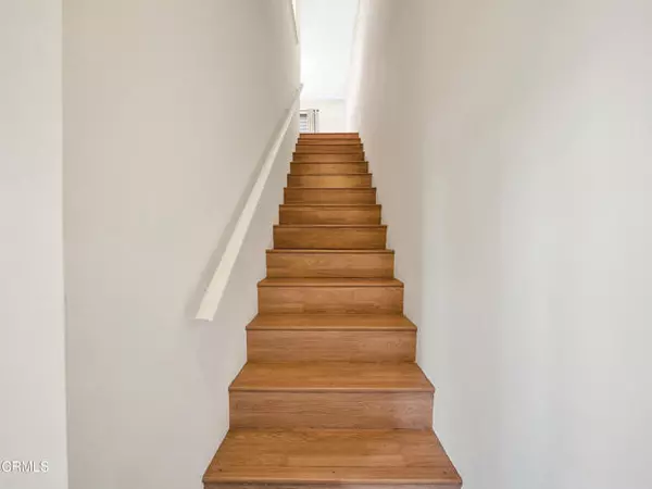 Los Angeles, CA 90042,4808 Via Colina