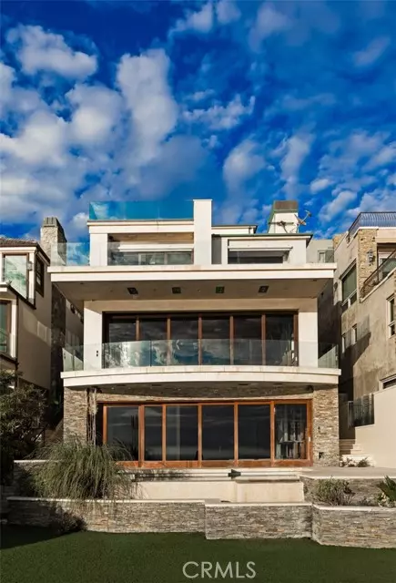 Laguna Beach, CA 92651,25 Bay