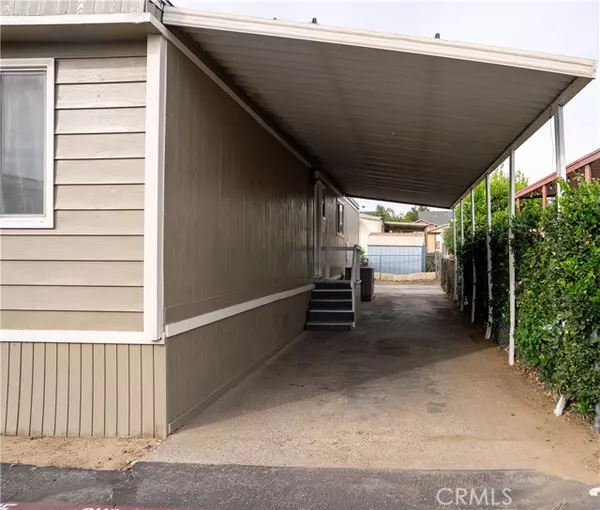 Rialto, CA 92376,250 N Linden AVE 248