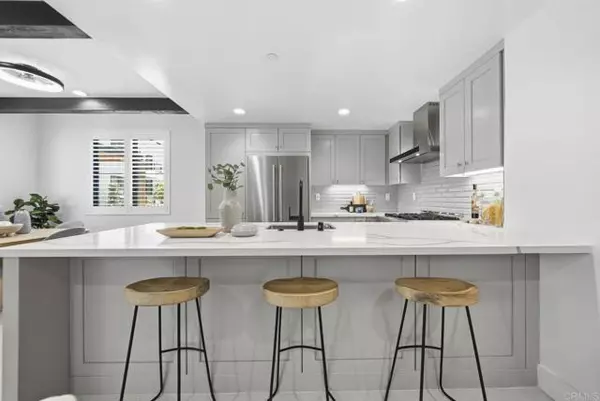 1603 San Remo PL 105, Encinitas, CA 92024