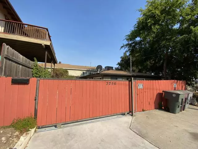 3256 Prospect AVE, Glendale, CA 91214