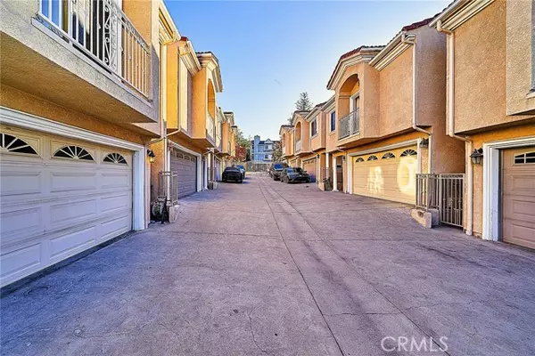 Tujunga, CA 91042,10357 Commerce AVE 7