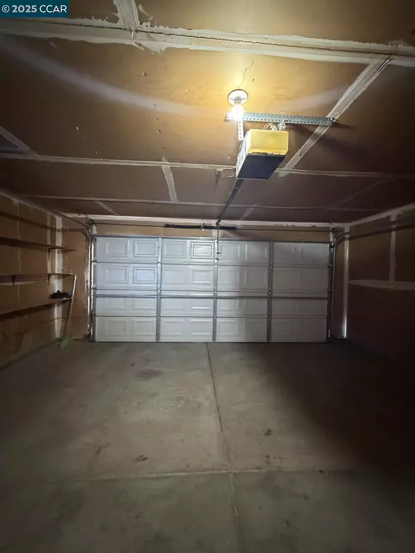 Martinez, CA 94553,105 Via Cabrera Ln