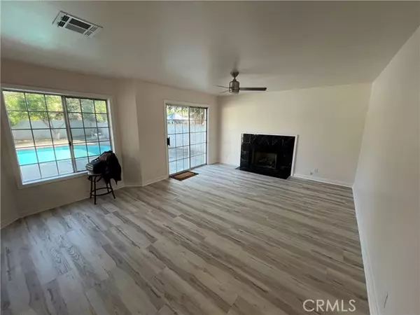 Reseda, CA 91335,7522 Balcom