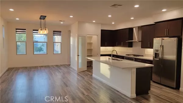 Irvine, CA 92618,112 Acamar