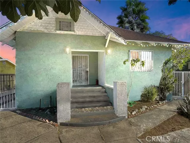 Los Angeles, CA 90011,4416 Crocker