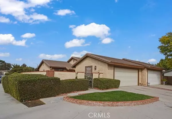 25585 Palma Alta, Valencia, CA 91355
