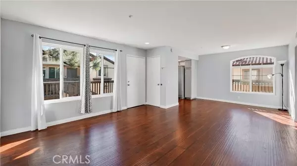 Orange, CA 92869,103 S Cross Creek RD B