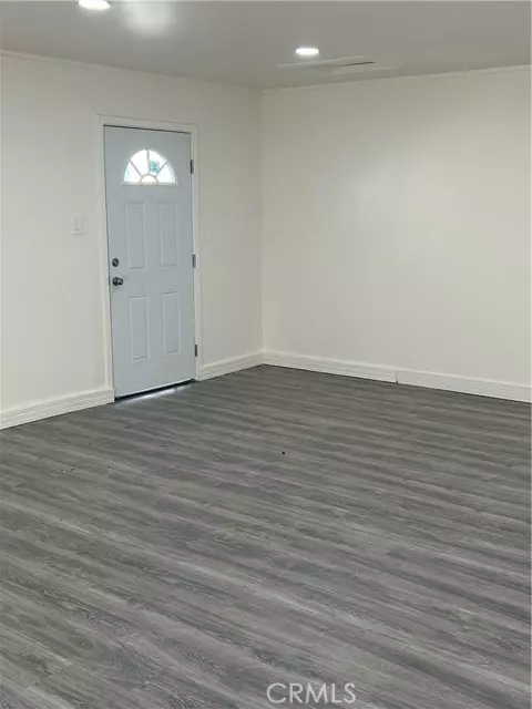 Los Angeles, CA 90003,161 W 84th