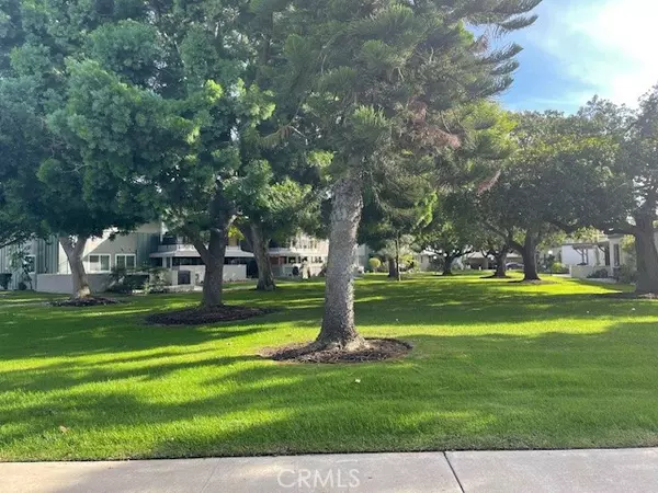 Seal Beach, CA 90740,13342 Del Monte DR 5-G