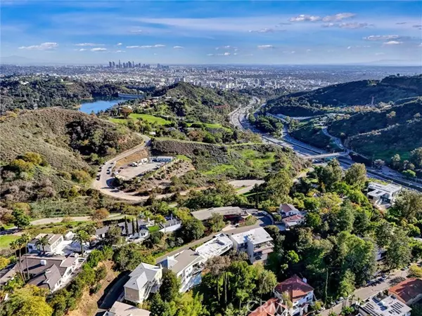 Los Angeles, CA 90068,3219 Tareco