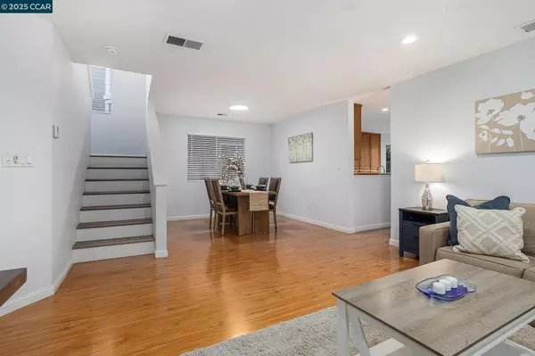 Martinez, CA 94553,745 Bayshore St