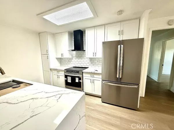 Aliso Viejo, CA 92656,23376 Via San Miguel