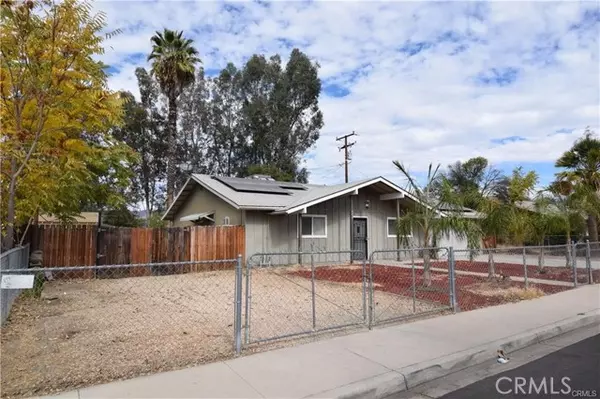 Hemet, CA 92543,532 Fern PL