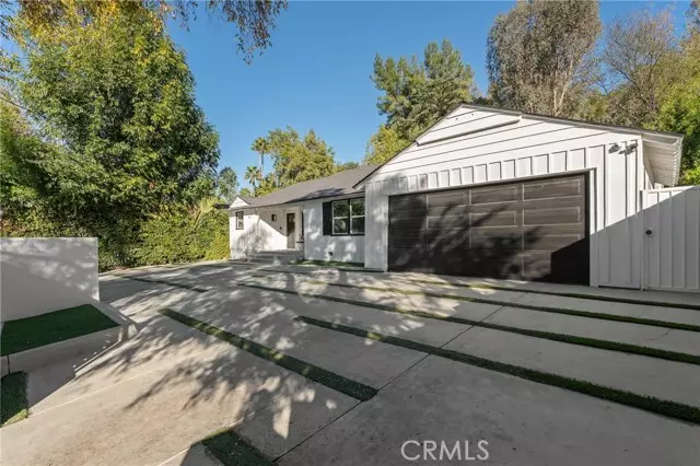 5244 Vanalden, Tarzana, CA 91356
