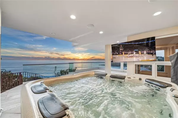 Laguna Beach, CA 92651,21 Bay