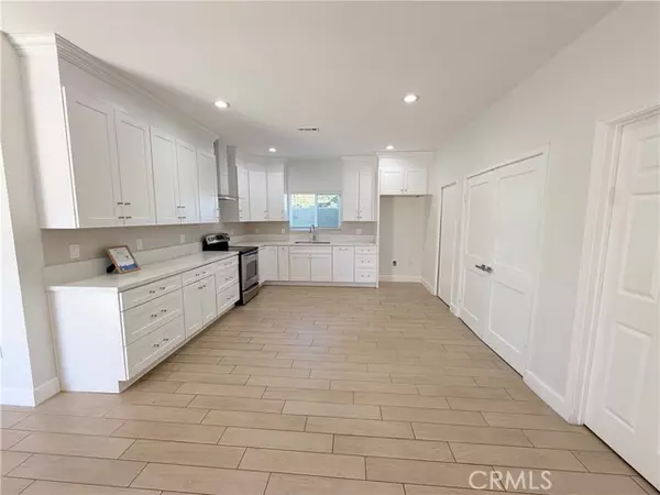 Colton, CA 92324,125 Orangewood