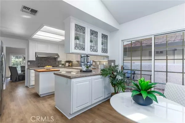 Calabasas, CA 91302,24412 Voltara CT