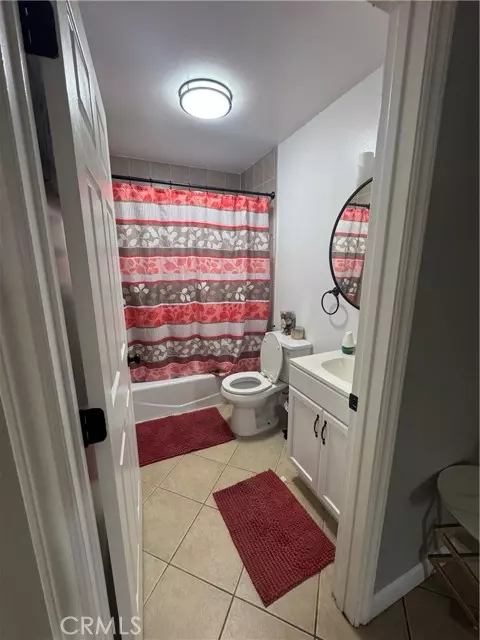 Los Angeles, CA 90003,148 W 61 ST